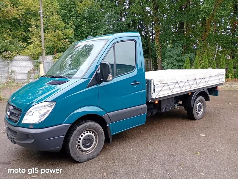 Gebraucht Mercedes Sprinter 190 PS (139 kW) 2013 Grün Van