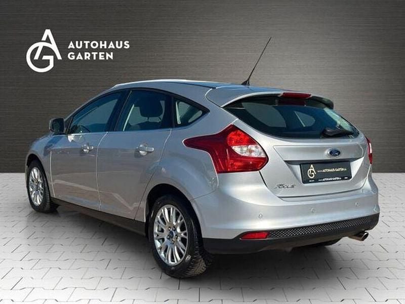 Gebraucht Ford Focus Titanium 150 PS (110 kW) 2011 Silber Limousine