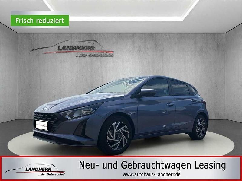 Blau Neu 2025 Hyundai i20 Limousine | 17.120 € (Guter Preis) - Bild 1/4