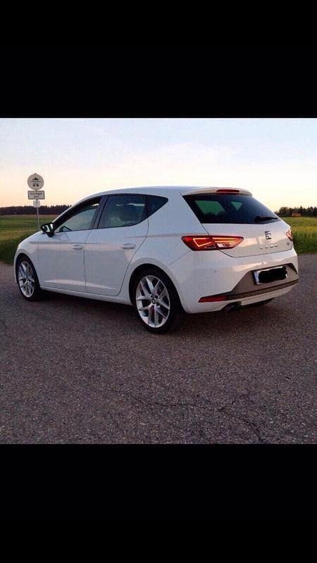 Gebraucht Seat Leon FR 179 PS (131 kW) 2016 Weiß Limousine