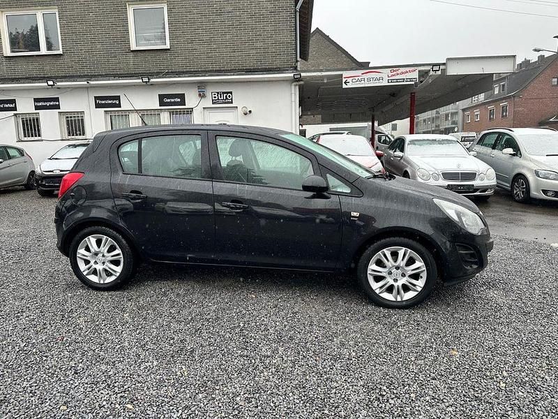 Gebraucht Opel Corsa Energy 69 PS (50 kW) 2014 Schwarz Limousine