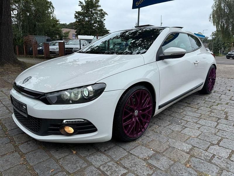 Weiß Gebraucht 2010 VW Scirocco Coupé | 8.999 € (Teuer) - Bild 1/4