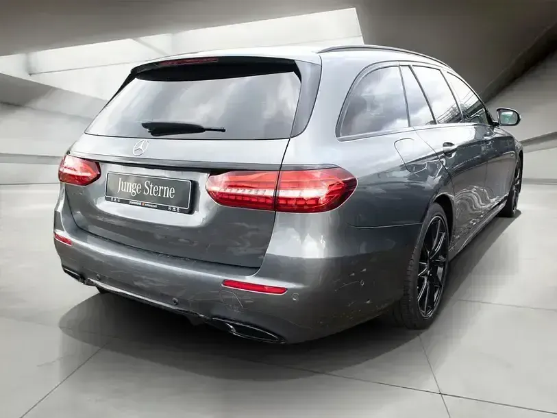 Gebraucht Mercedes E220 AMG 200 PS (147 kW) 2023 Grau Limousine