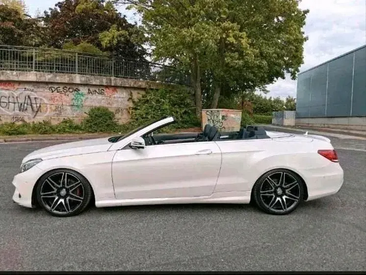 Usata Mercedes E350 252 CV (185 kW) 2014 Bianco Cabrio