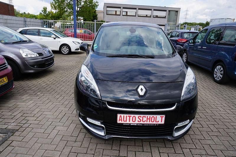 Schwarz Gebraucht 2013 Renault Scénic III Bose Edition Van / Kleinbus | 6.990 € (Fairer Preis) - Bild 1/4