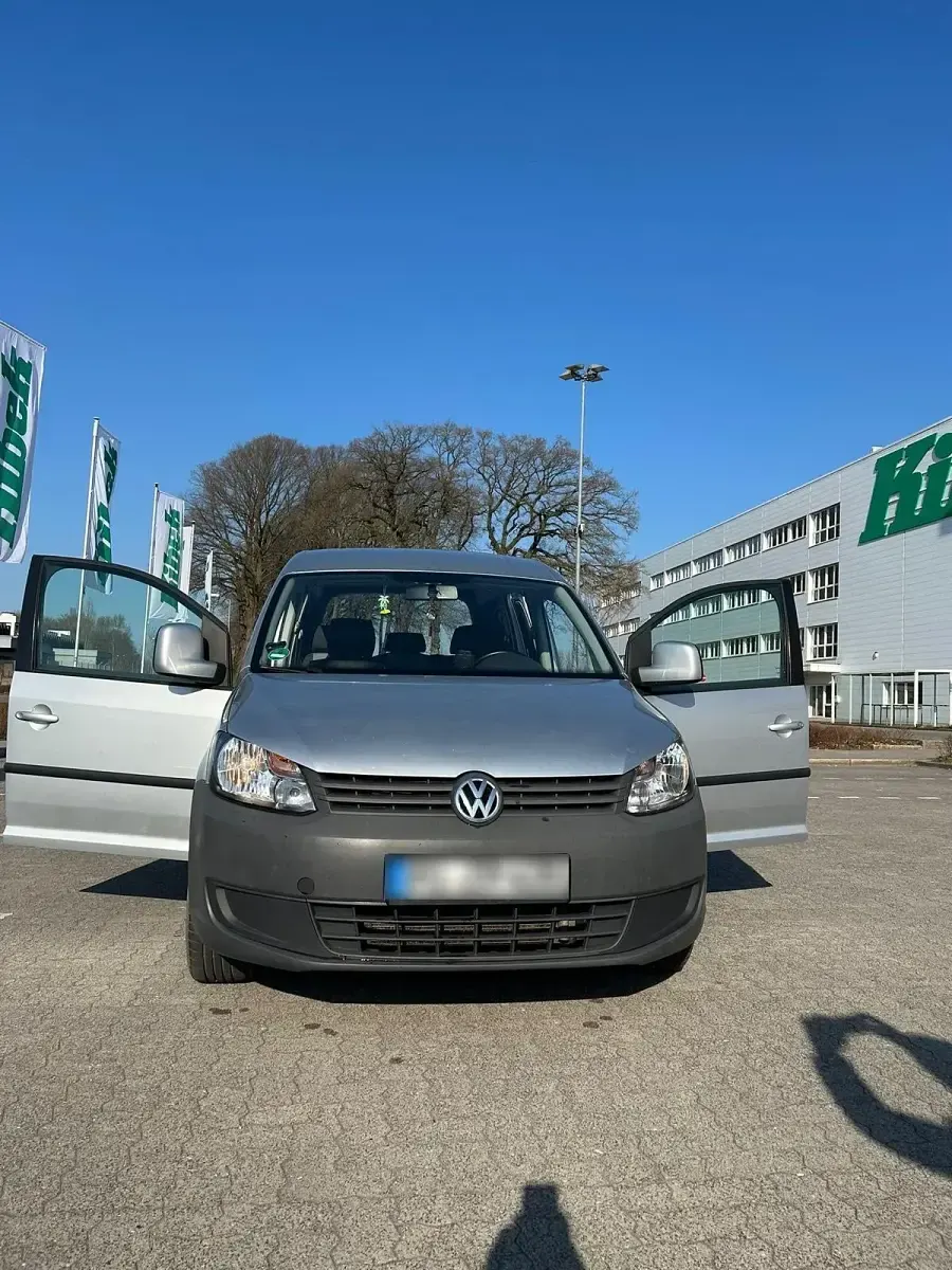 Gebraucht VW Caddy 105 PS (77 kW) 2013 Silber Van / Kleinbus