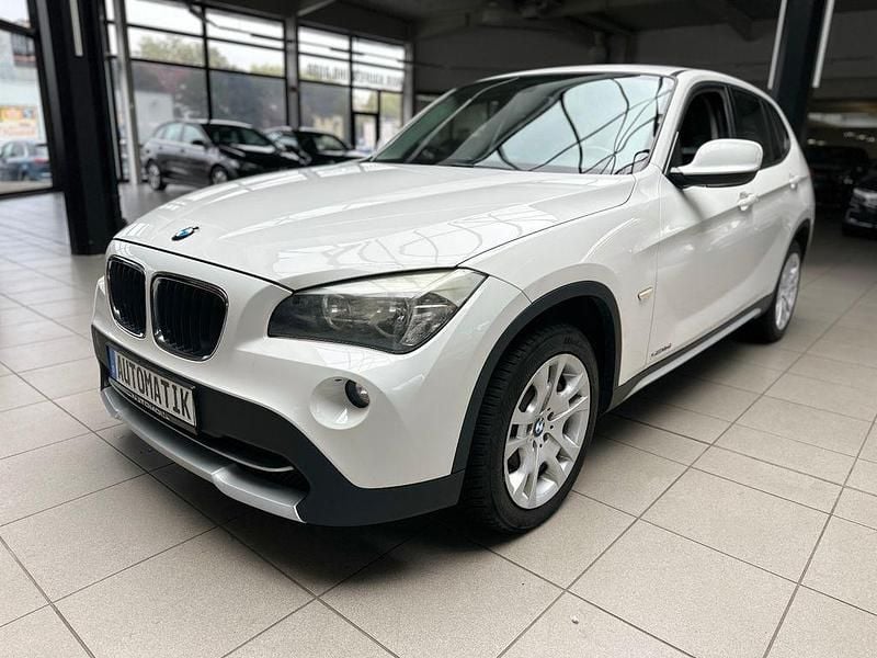 Weiß Gebraucht 2010 BMW X1 xLine SUV | 7.250 € (Fairer Preis) - Bild 1/4