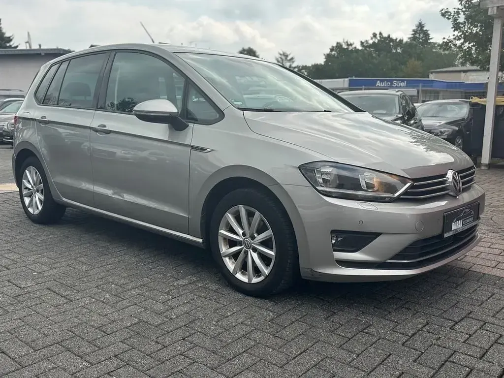 Gebraucht VW Golf VII LOUNGE 125 PS (91 kW) 2015 Silber Limousine