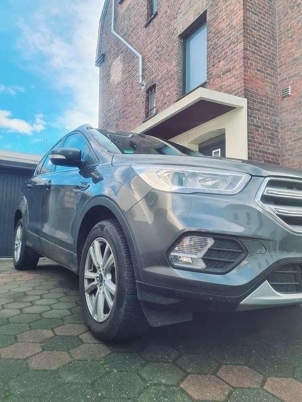 Gebraucht Ford Kuga Cool & Connect 120 PS (88 kW) 2018 SUV