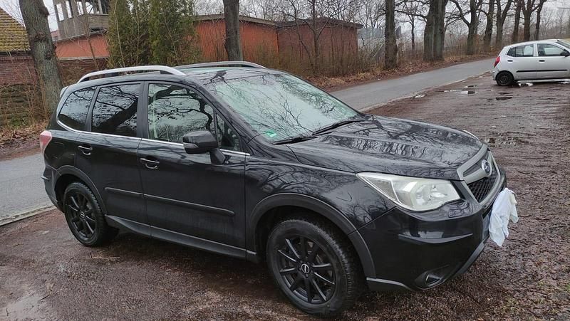 Gebraucht Subaru Forester 147 PS (108 kW) 2013 Schwarz SUV