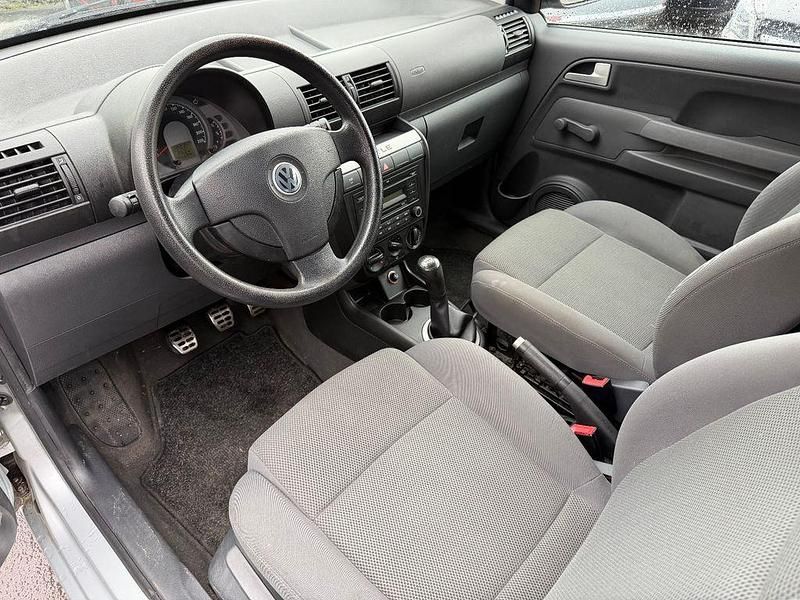 Gebraucht VW Fox Style 60 PS (44 kW) 2011 Silber Kleinwagen