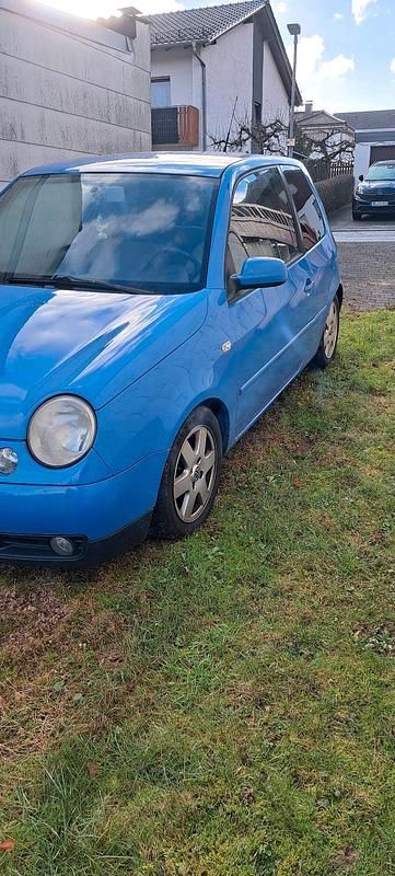 Blau Gebraucht 2002 VW Lupo Kleinwagen | 1.000 € (Fairer Preis) - Bild 1/4