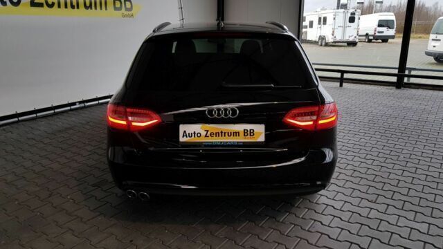 Gebraucht Audi A4 Ambiente 177 PS (130 kW) 2013 Schwarz metallic Kombi