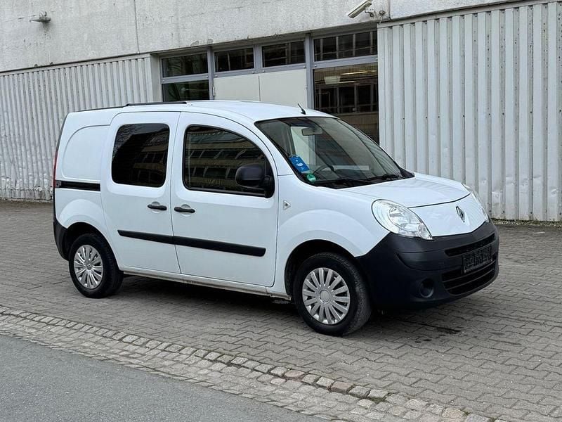 Usado Renault Kangoo Expression 90 HP (66 kW) 2012 Branco Monovolume