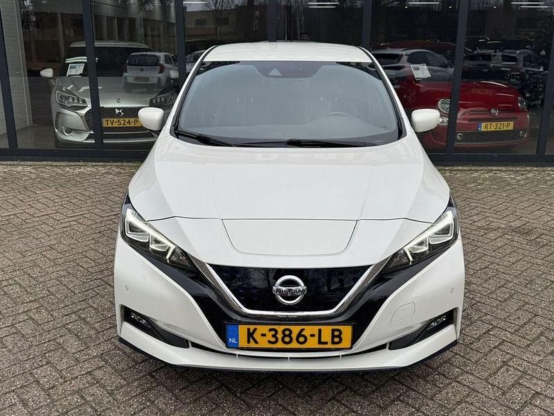 Gebraucht Nissan Leaf Tekna 160 kW (218 PS) 2020 Weiß Kleinwagen