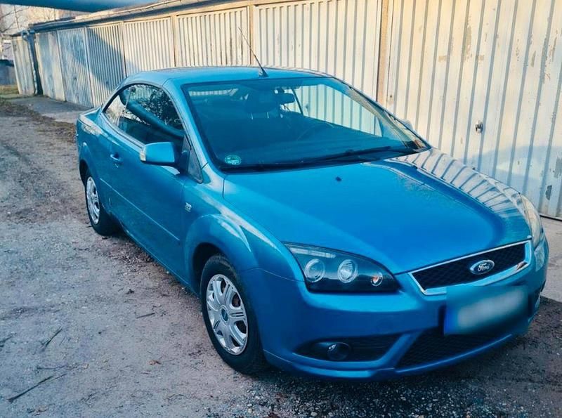 Gebraucht Ford Focus Cabriolet 101 PS (74 kW) 2008 Blau Cabrio