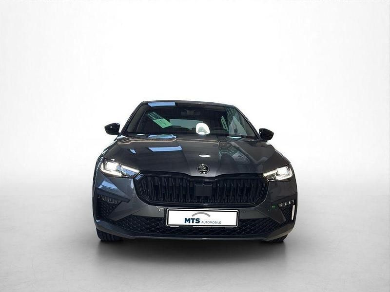 Neu Skoda 110 R 150 PS (110 kW) 2026 Grau Limousine