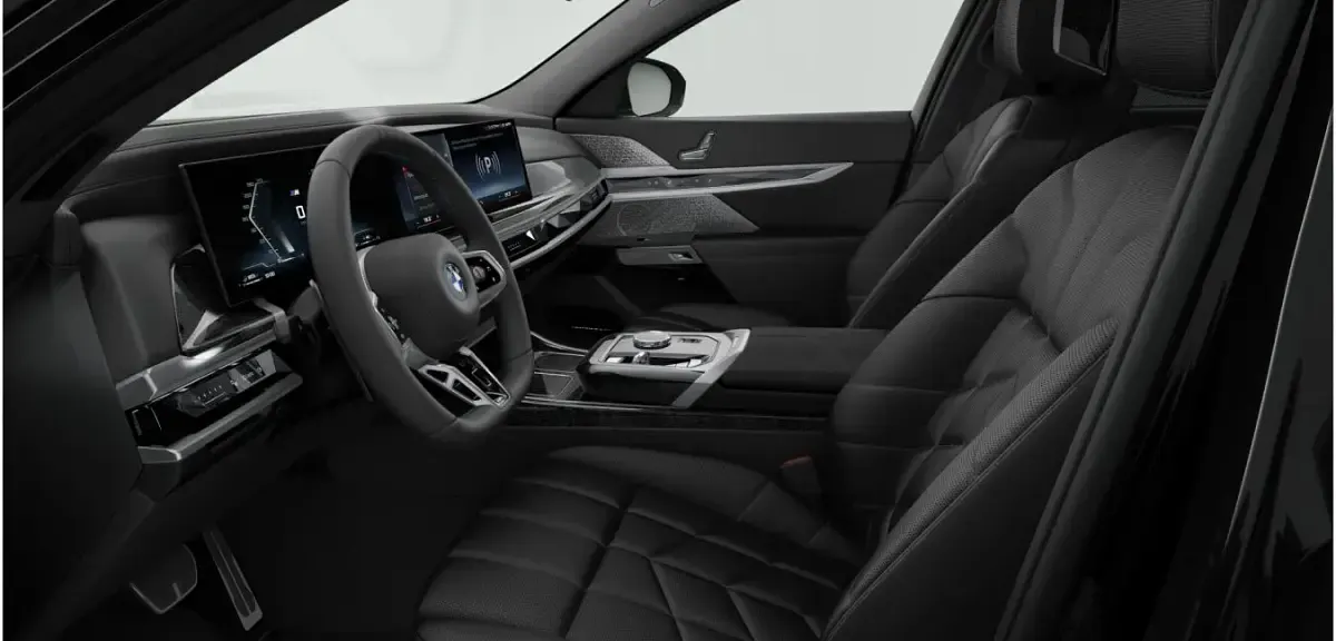 Gebraucht BMW M760e Comfort Edition 571 PS (419 kW) 2025 Schwarz Limousine