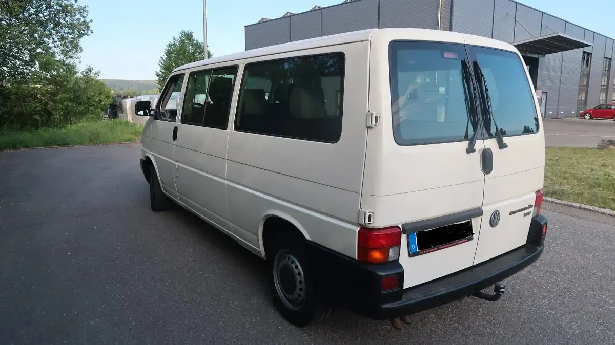 Gebraucht VW T4 102 PS (75 kW) 2001 Weiß Van