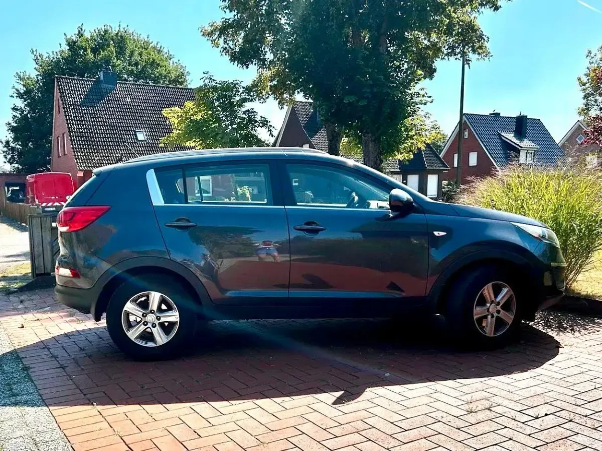 Gebraucht Kia Sportage 115 PS (84 kW) 2014 Grau SUV