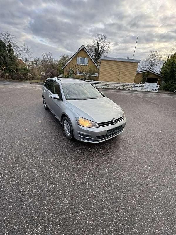Gebraucht VW Golf VII 105 PS (77 kW) 2014 Silber Kombi