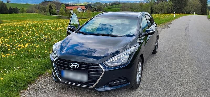 Gebraucht Hyundai i40 116 PS (85 kW) 2017 Kombi