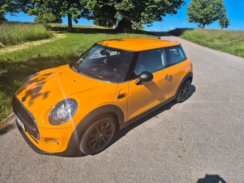 Orange Gebraucht 2015 Mini ONE Kleinwagen | 13.850 € - Bild 1/4