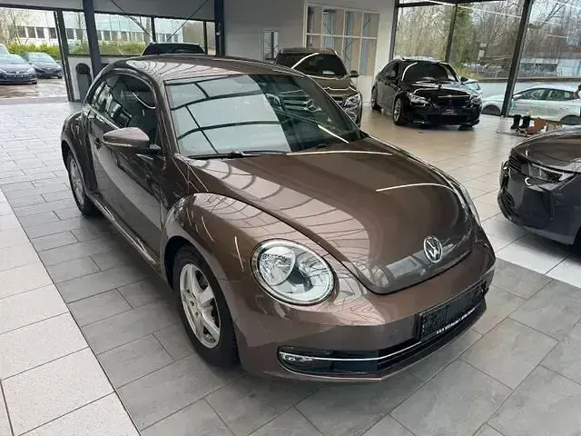 Second-hand VW Beetle Design 92 CP (67 kW) 2012 Andere Hatchback