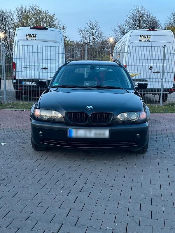 Gebraucht BMW 320 2002 Schwarz Kombi