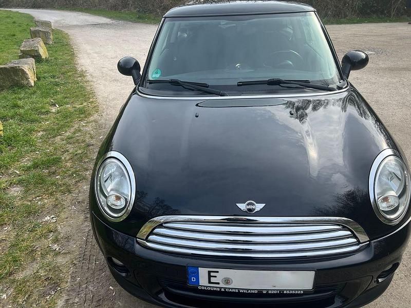 Gebraucht Mini ONE 75 PS (55 kW) 2010 Schwarz Kleinwagen