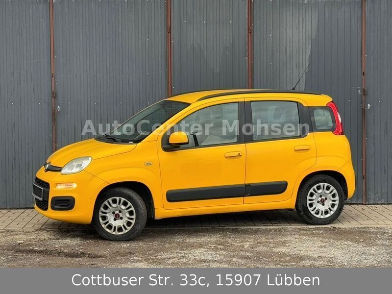 Gelb Gebraucht 2013 Fiat Panda Lounge Kleinwagen | 3.299 € (Fairer Preis) - Bild 1/4
