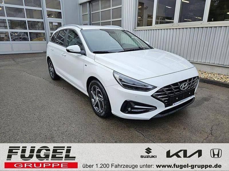 Atlas white / sol Gebraucht 2023 Hyundai i30 Kombi | 18.999 € (Fairer Preis) - Bild 1/4