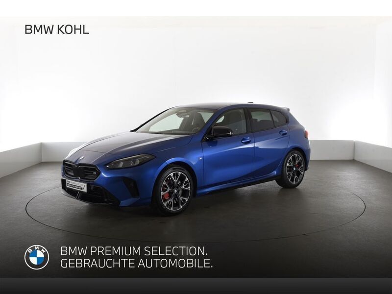 Blau Gebraucht 2024 BMW M135 Performance Kleinwagen | 44.930 € - Bild 1/4