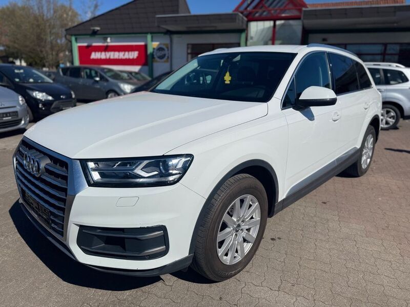 Weiß Gebraucht 2018 Audi Q7 Ambiente SUV | 32.500 € (Fairer Preis) - Bild 1/4