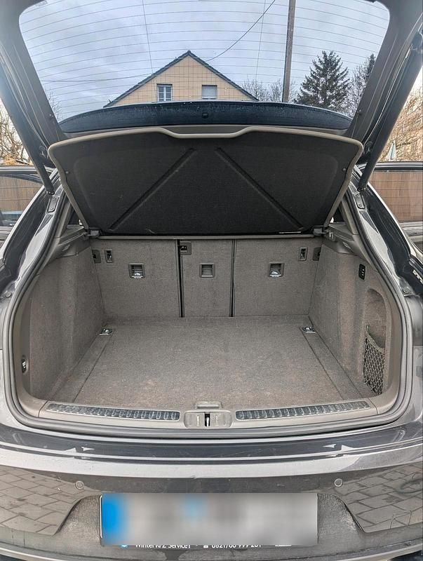 Gebraucht Porsche Macan 285 PS (209 kW) 2017 Schwarz SUV