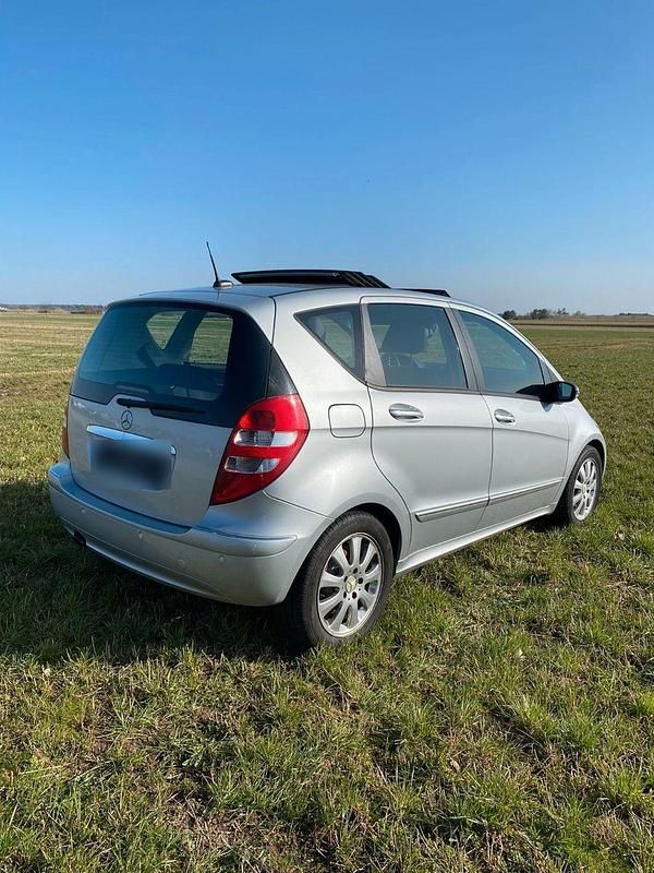 Gebraucht Mercedes A200 Elegance 140 PS (102 kW) 2005 Silber Kleinwagen