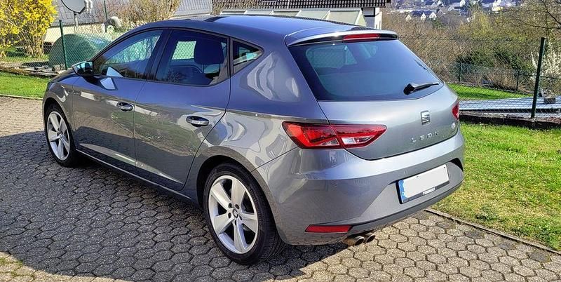 Gebraucht Seat Leon FR 150 PS (110 kW) 2016 Grau Limousine