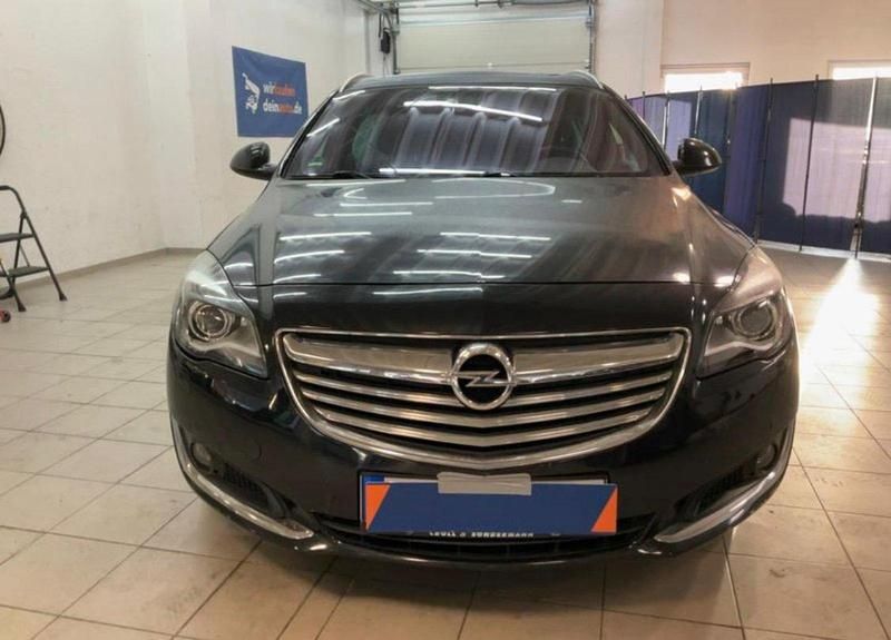 Gebraucht Opel Insignia Innovation 163 PS (119 kW) 2015 Schwarz Kombi
