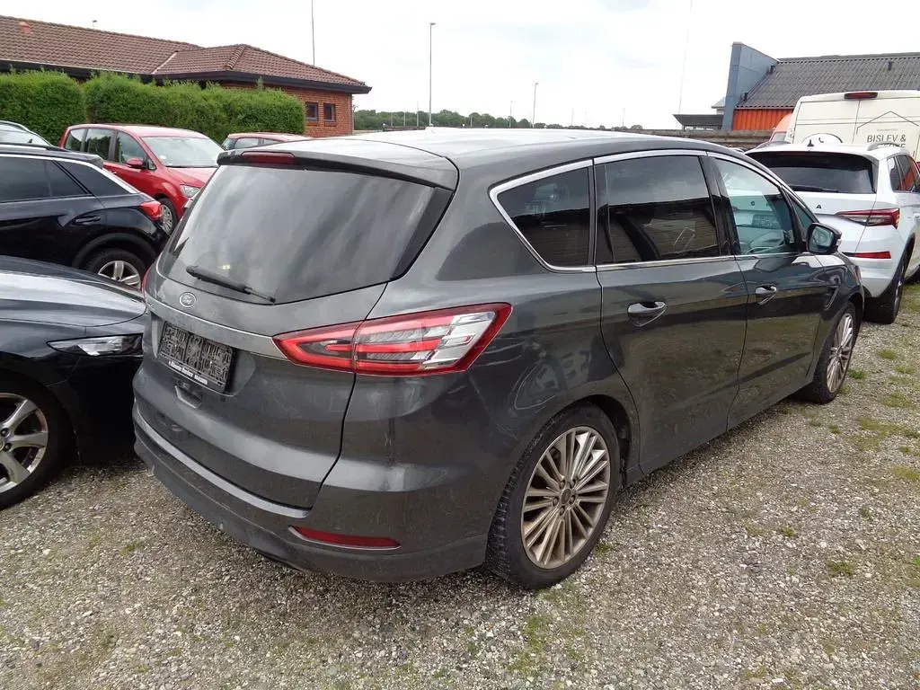 Gebraucht Ford S-MAX Titanium 239 PS (175 kW) 2016 Grau Van / Kleinbus