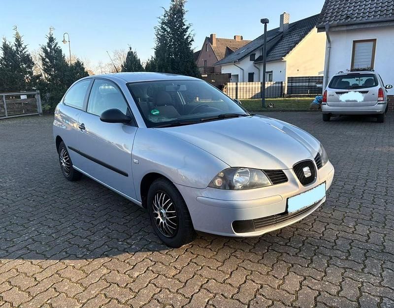 Gebraucht Seat Ibiza 75 PS (55 kW) 2004 Blau Limousine
