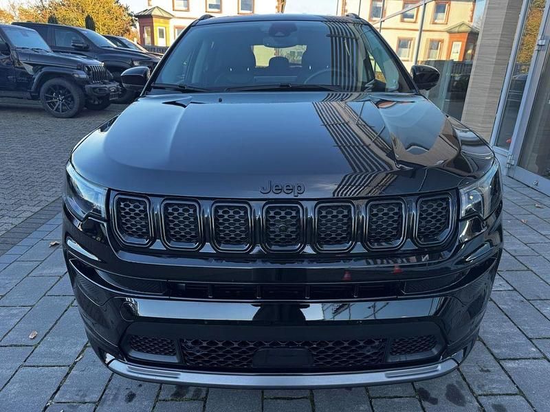 Gebraucht Jeep Compass Altitude 131 PS (96 kW) 2023 Schwarz SUV