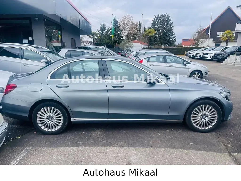 Gebraucht Mercedes C220 170 PS (125 kW) 2016 Palladiumsilber Limousine