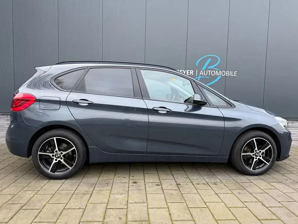 Gebraucht BMW 218 Active Tourer Performance 136 PS (100 kW) 2015 Grau Van / Kleinbus