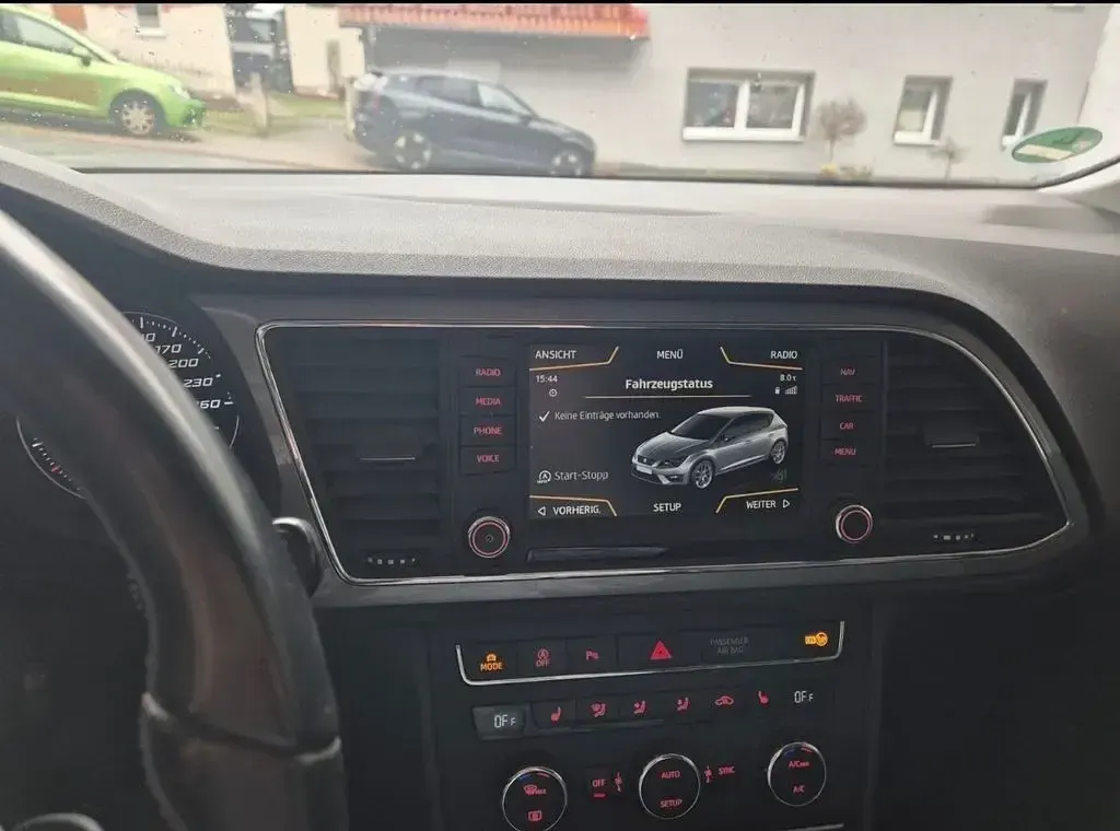 Gebraucht Seat Leon FR 184 PS (135 kW) 2015 Weiß Limousine