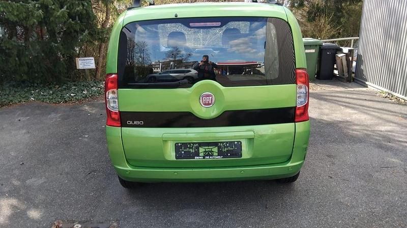 Gebraucht Fiat Qubo Dynamic 73 PS (53 kW) 2010 Grün Van / Kleinbus