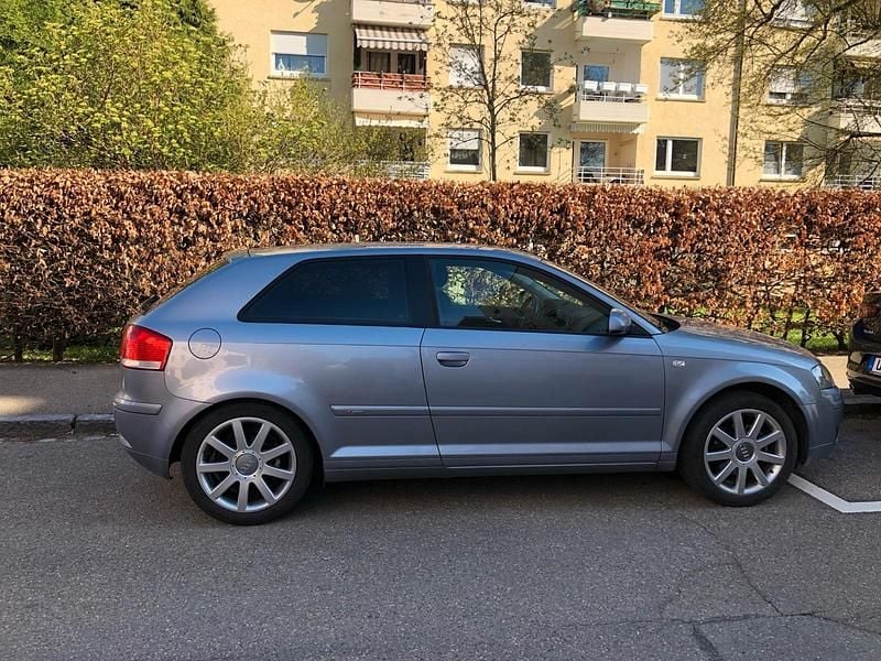 Gebraucht Audi A3 102 PS (75 kW) 2004 Grau Kleinwagen