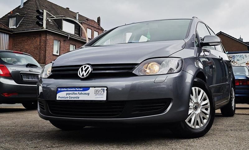 Grau Gebraucht 2010 VW Golf Plus Van / Kleinbus | 7.900 € (Teuer) - Bild 1/4