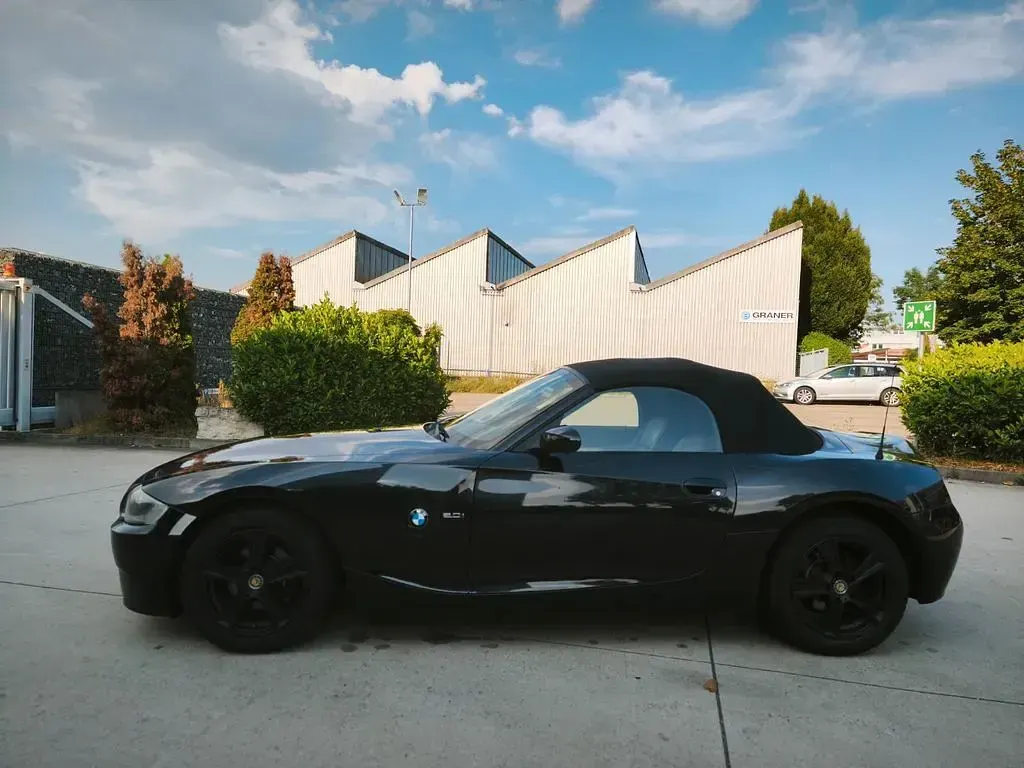 Gebraucht BMW Z4 150 PS (110 kW) 2007 Schwarz Cabrio