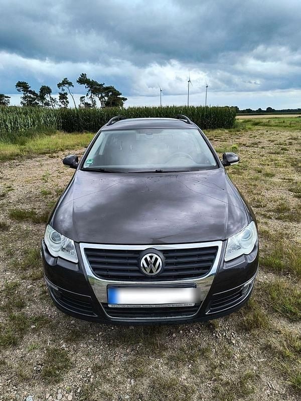 Braun Gebraucht 2008 VW Passat Comfortline Kombi | 1.600 € (Superpreis) - Bild 1/4