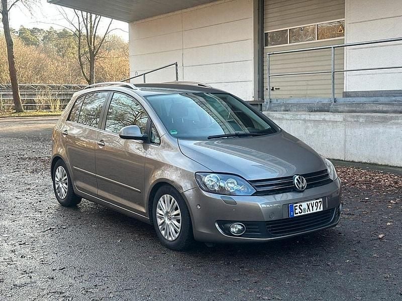 Gebraucht VW Golf VI Team 122 PS (89 kW) 2010 Braun Kleinwagen